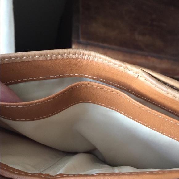 Coach Pale yellow and tan wallet - Picture 4 of 7